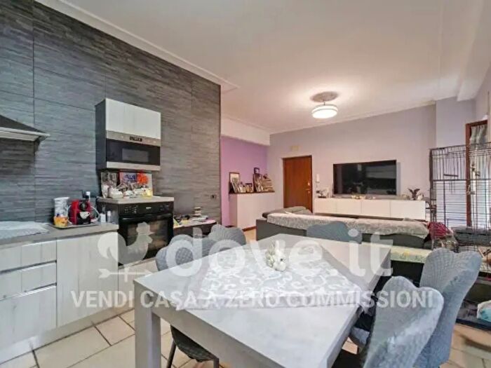 Appartamento quadrilocale in vendita in Corso dei Mille, Catania