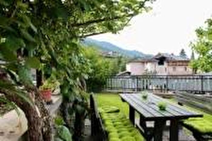Casa trilocale in affitto in Via Padre Basilio Martinella, Calceranica al Lago