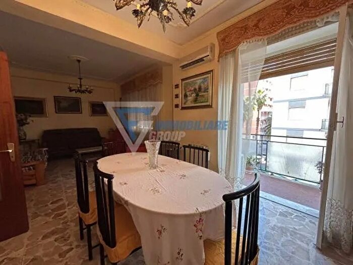 Appartamento trilocale in vendita in Siracusa