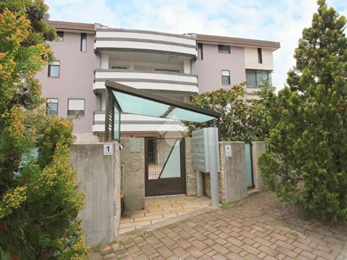 Appartamento bilocale in vendita in Via Plauto, Pescara