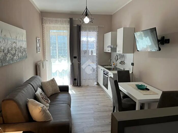 Appartamento bilocale in affitto in Via Alfonso Ogliaro, Torino