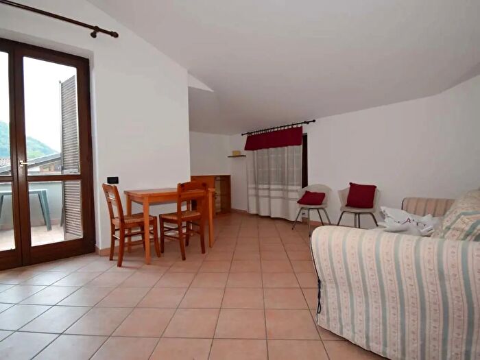 Appartamento bilocale in affitto in Via Volontari del Sangue, Cavour