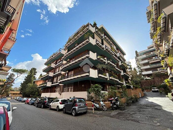 Appartamento quadrilocale in affitto in Via Domenico Lupatelli, Villa Bonelli, Roma