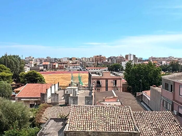 Appartamento quadrilocale in vendita in Via Macaluso, Catania