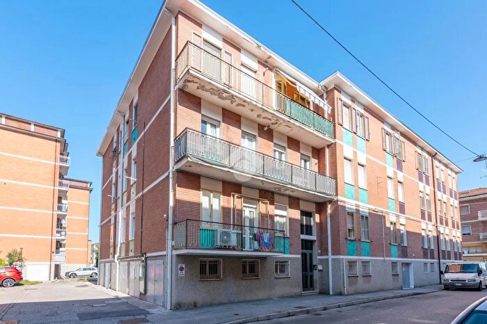 Appartamento trilocale in vendita in Via Armida, Ferrara