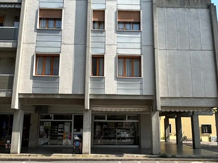 Appartamento quadrilocale in vendita in Via Roma, Salzano