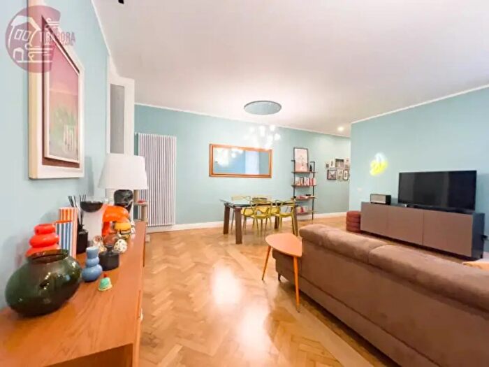 Appartamento quadrilocale in vendita in Via Domenico Rossetti, Trieste