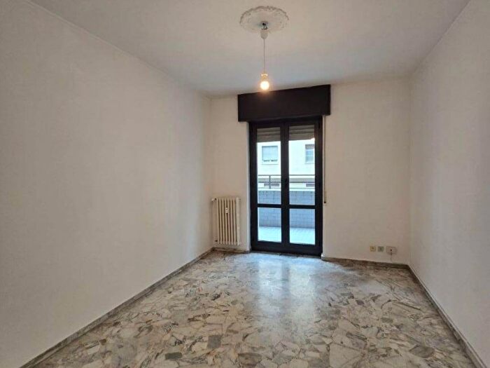 Appartamento bilocale in affitto in Via Carlo Botta, Porta Romana Medaglie dOro, Milano