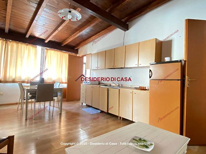 Appartamento trilocale in affitto in Via Camillo Benso di Cavour, Centro, Capaci