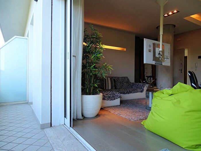 Appartamento quadrilocale in affitto in Viale Giacomo Matteotti, Milano Marittima, Cervia