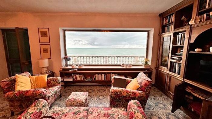 Casa in affitto in Marina di Pisa, Pisa