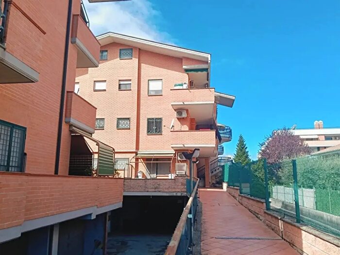 Appartamento in vendita in Via Luigi Settembrini, Marino