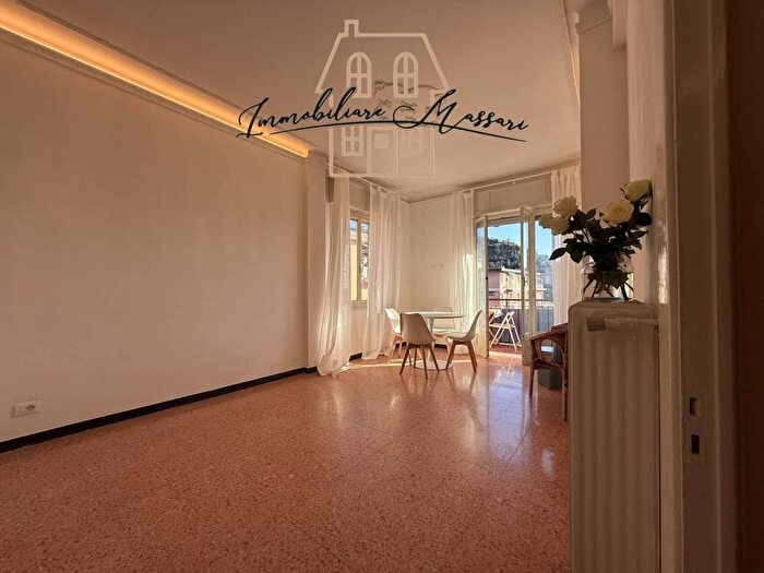 Appartamento trilocale in affitto in VIA MATTEOTTI, Lerici Paese, Lerici