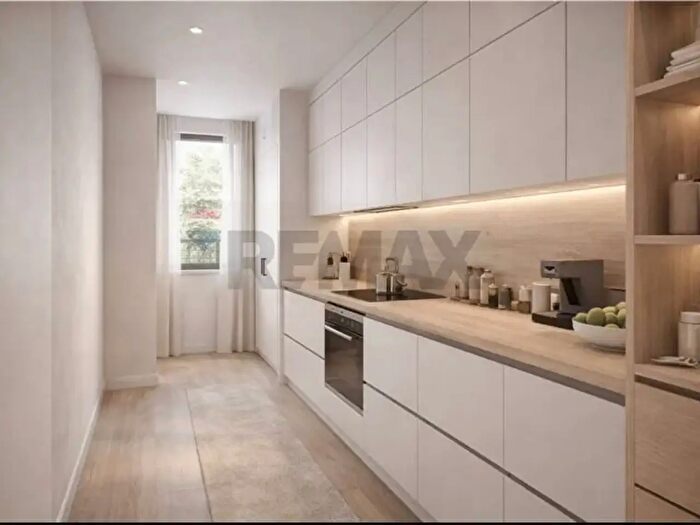 Appartamento trilocale in vendita in Via Napo Torriani, Milano