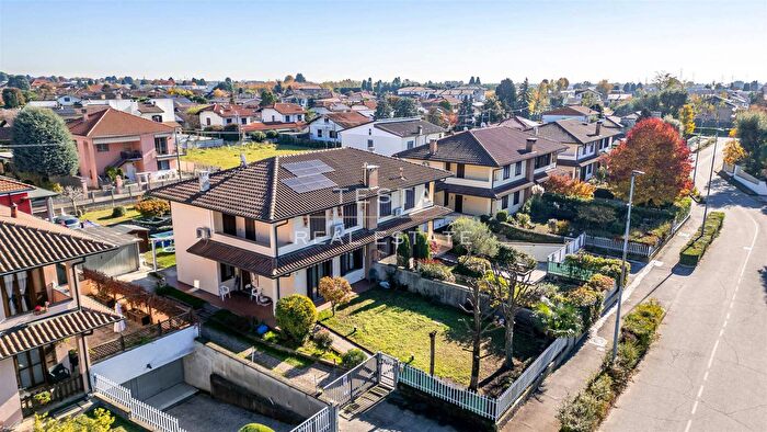 Case in Vendita e in Affitto - 3