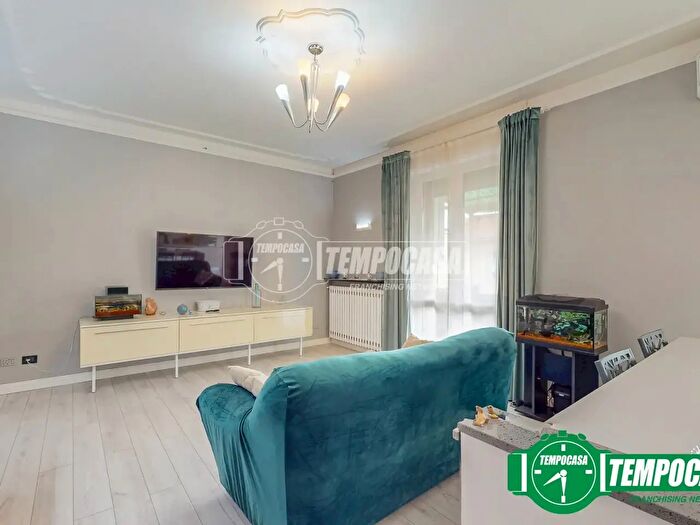 Appartamento trilocale in vendita in Spalto Gamondio, Alessandria