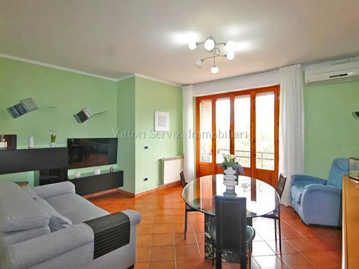 Appartamento con 5 locali in vendita in Via della Resistenza, Montepulciano