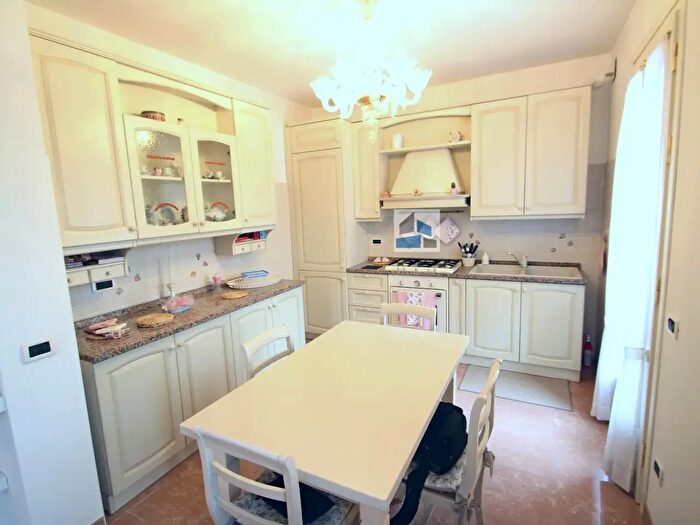 Casa quadrilocale in vendita in Via Eugenio Montale, Santa Maria Di Sala