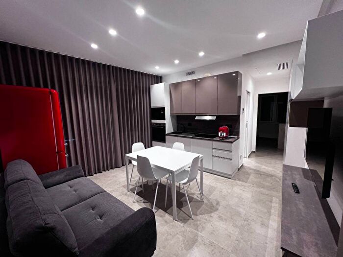 Appartamento bilocale in affitto in Via Felice Cavallotti, Ospedale, Andria