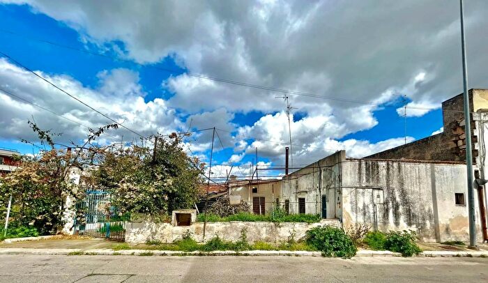 Casa quadrilocale in vendita in Indirizzo Via Monsignor Laera, Acquaviva Delle Fonti