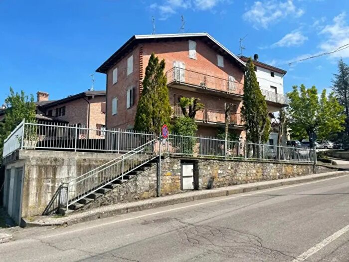 Appartamento trilocale in vendita in Via Roma, Toano