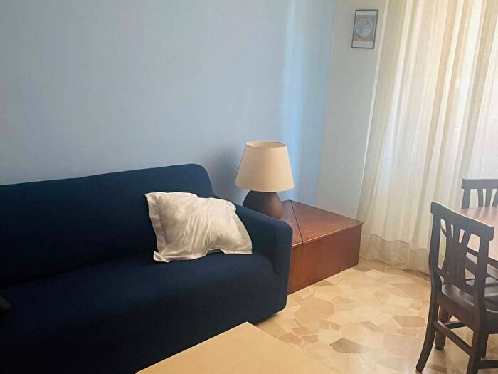 Appartamento bilocale in affitto in Via Carlo Boncompagni, Corvetto, Milano