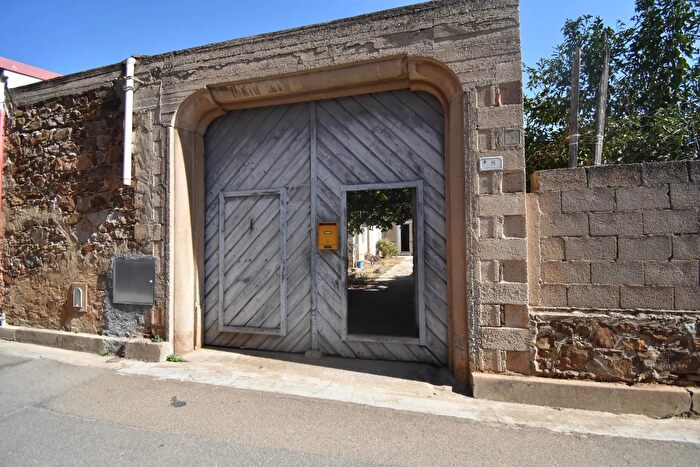 Casa in vendita in Via Michelangelo Buonarroti Vallermosa Cagliari Sardegna Italia, Vallermosa