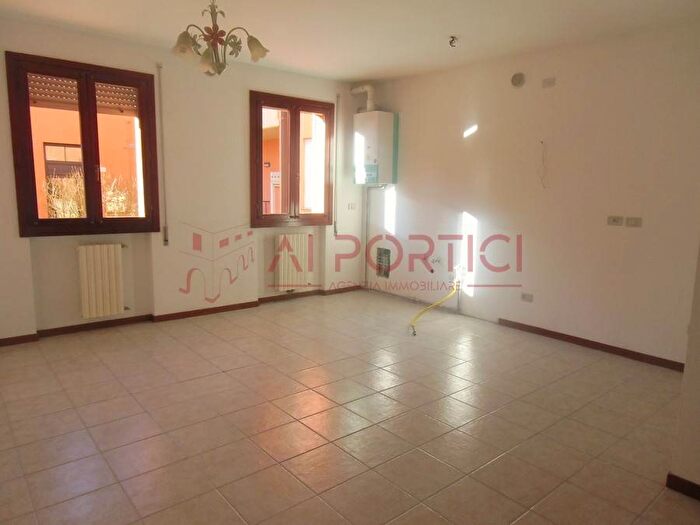 Appartamento quadrilocale in affitto in Via Luigi Piron, Piove di Sacco