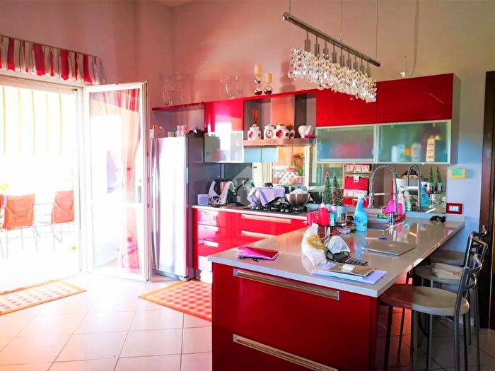 Appartamento trilocale in vendita in Via l da Vinci, Cadeo