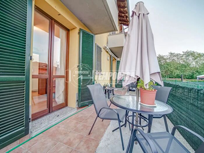 Appartamento trilocale in vendita in Via EFermi, Arsago Seprio