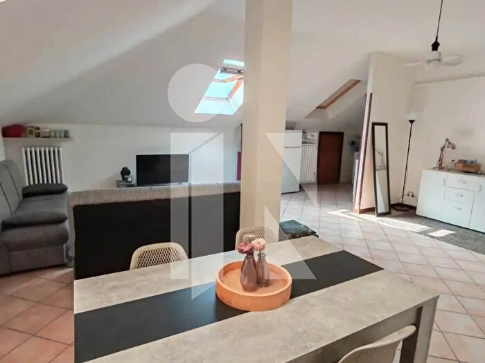 Casa bilocale in vendita in Strada Montata, Mantova