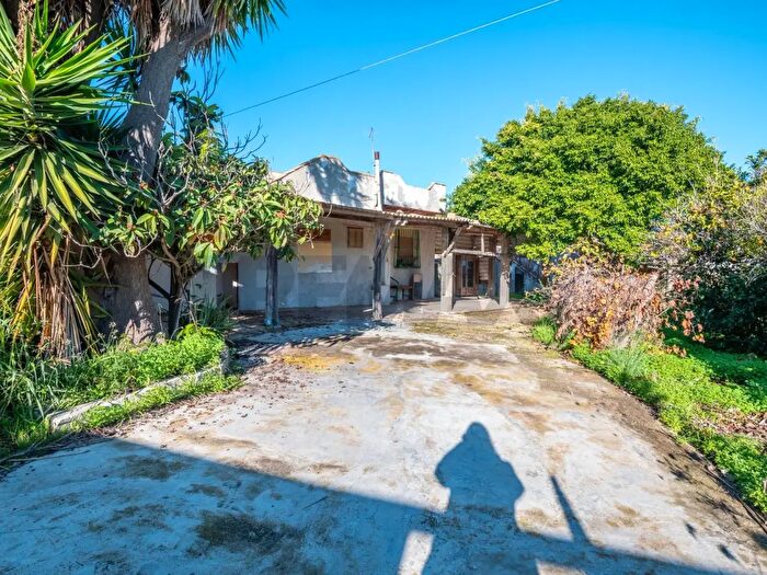 Casa con 5 locali in vendita in Via BF Spinelli, Pachino