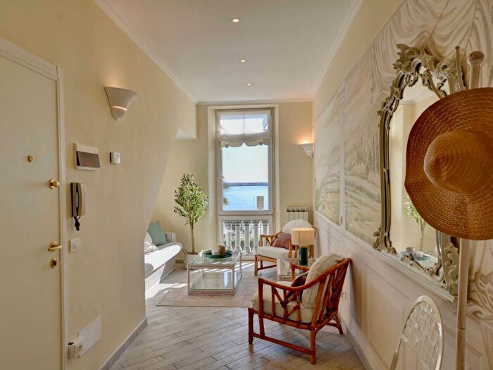 Appartamento trilocale in affitto in Via Antonio Gramsci, Centro, Santa Margherita Ligure