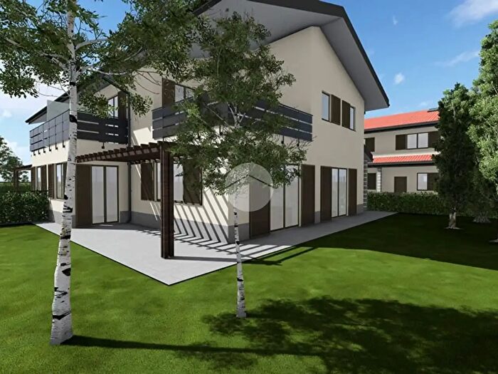 Casa quadrilocale in vendita in Via S Francesco d'Assisi, Arcore