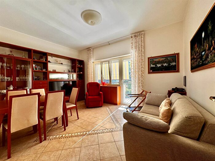 Appartamento trilocale in vendita in Sperlonga