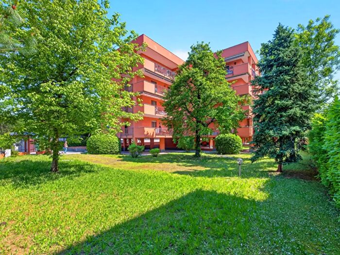 Appartamento quadrilocale in vendita in Viale Giuseppe di Vittorio, Arese
