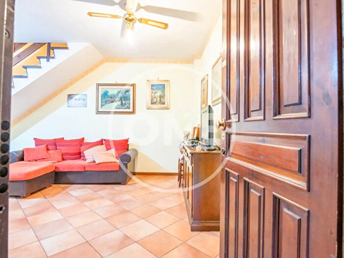 Casa con 7 locali in vendita in Via Vincenzo Bellini, Anzio