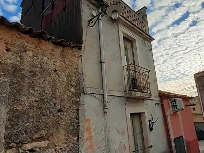 Casa trilocale in vendita in Ronco Alfieri, Palazzolo Acreide
