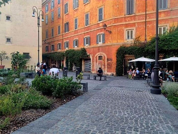 Appartamento trilocale in affitto in vicolo Malpasso, Via Giulia, Roma