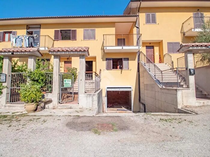 Casa con 5 locali in vendita in Via Case Sparse, Cittaducale
