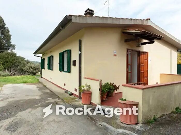 Casa trilocale in vendita in Via di Quarrata, Livorno