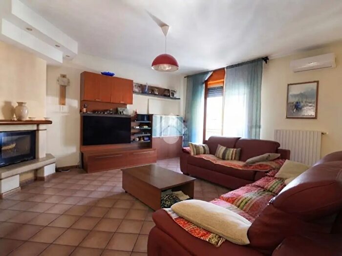 Casa con 5 locali in vendita in Via Mistadella, Longiano