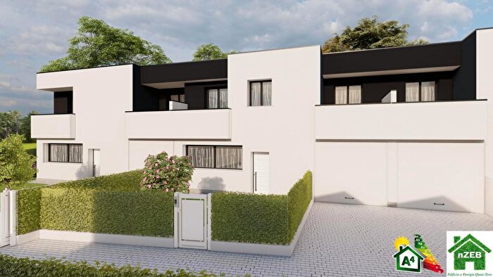 Casa quadrilocale in vendita in Via Vittorio Emanuele II, Legnaro