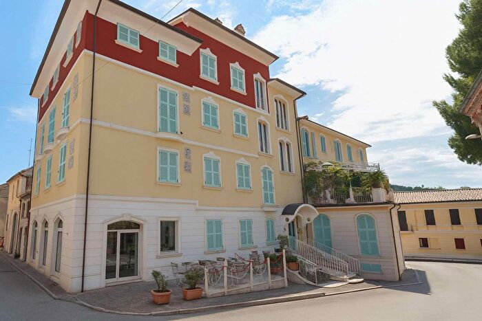 Appartamento bilocale in vendita in Via Pascoli, Numana