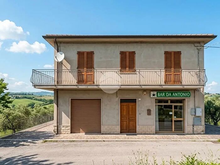 Casa quadrilocale in vendita in Contrada Torroni, Atri