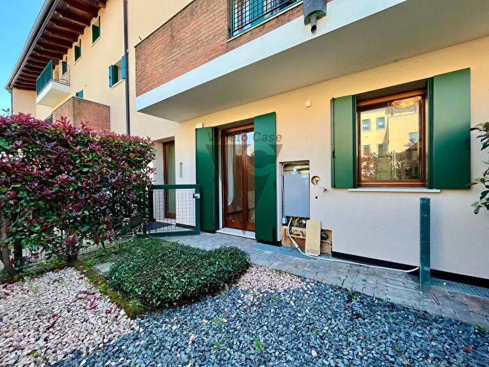 Appartamento bilocale in vendita in Via Vivaldi, Fiesso DArtico