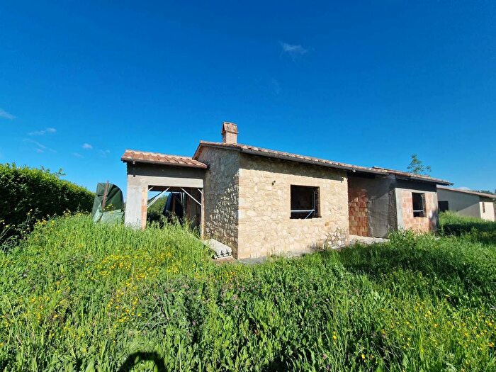 Casa con 6 locali in vendita in San Silvestro, Amelia