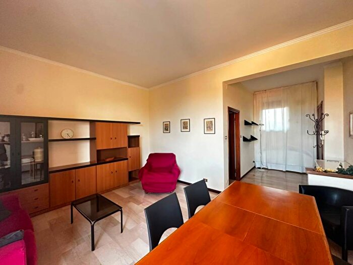 Appartamento con 5 locali in affitto in Via della Torretta, San Donato, Bologna