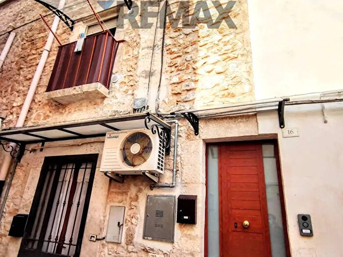 Casa bilocale in vendita in Via Alessandro Volta, Bitritto