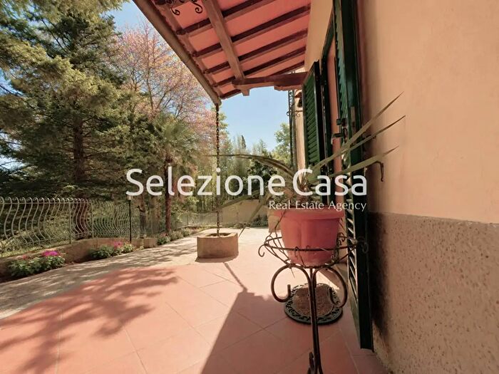 Casa con 5 locali in vendita in Montopoli In Val D'Arno